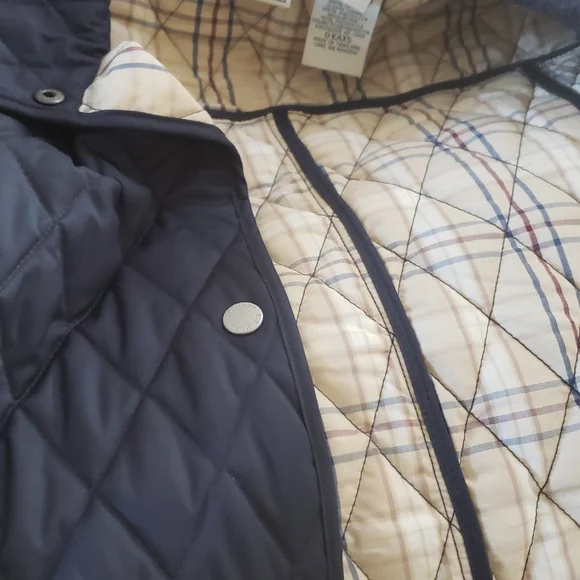L.L. Bean Quilted Coat - Picture 6 of 8